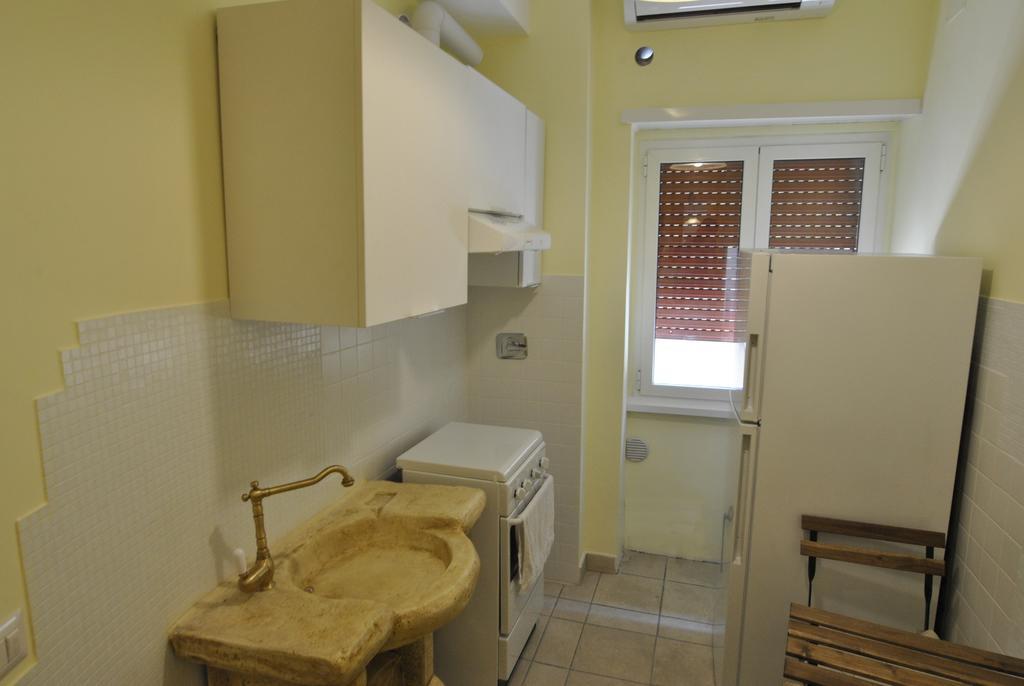 Roma Tourist House Hotel ภายนอก รูปภาพ