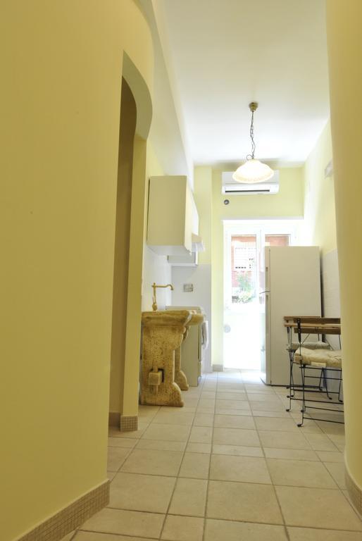 Roma Tourist House Hotel ภายนอก รูปภาพ